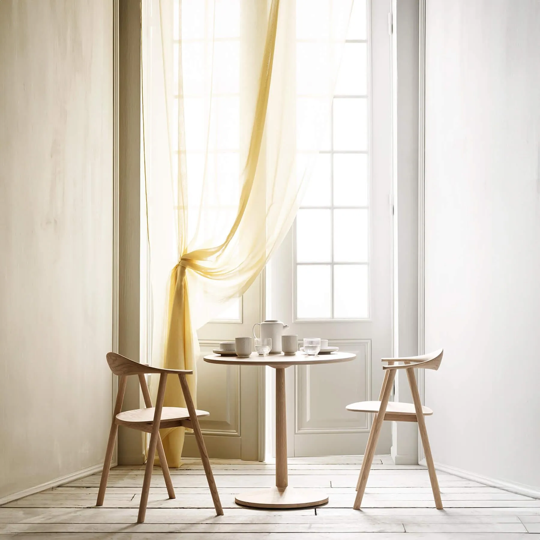 Bolia Swing Armchair - Unupholstered