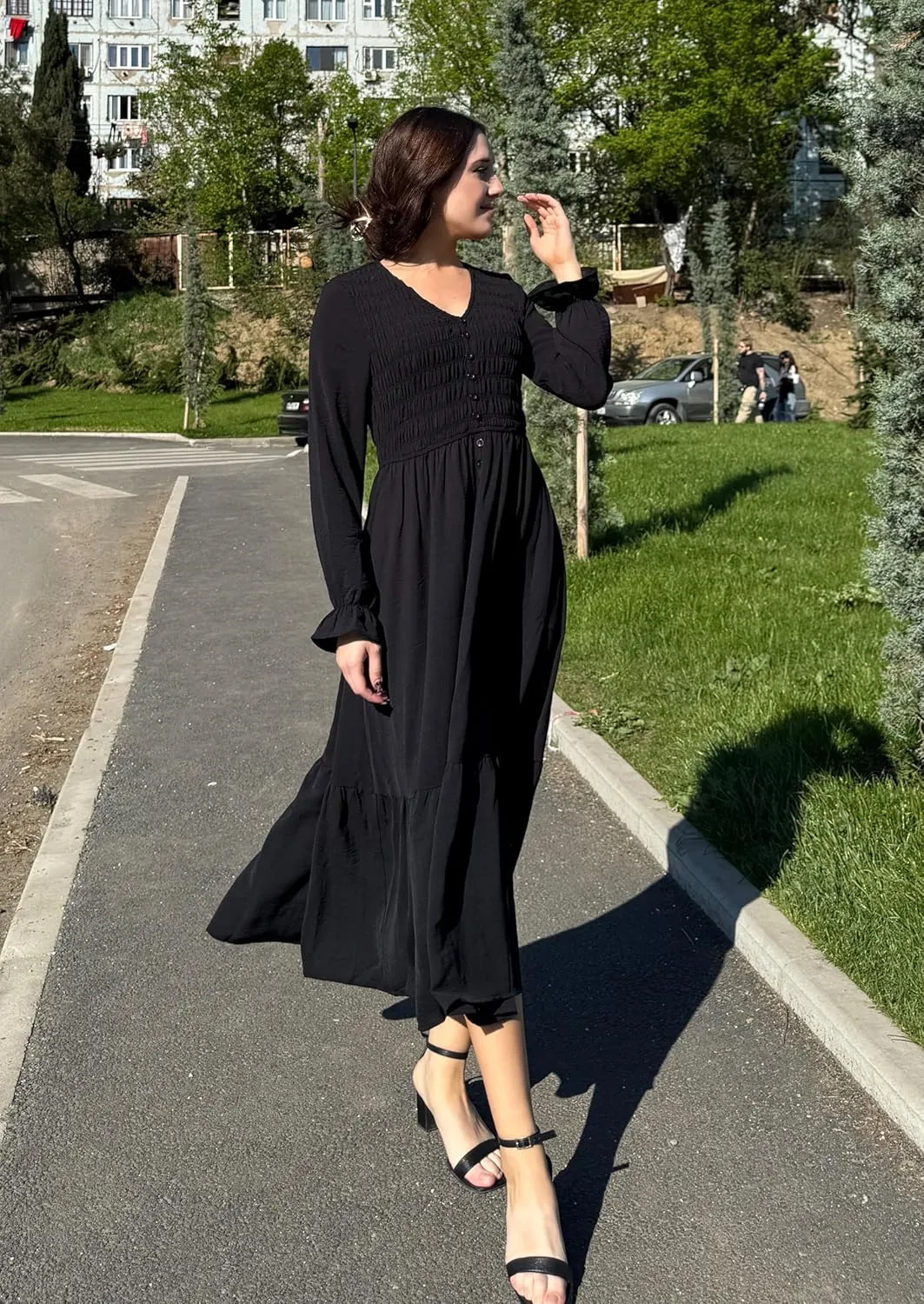 GRACE KARIN Women's 2025 Fall Long Sleeve Maxi Dresses Smocked V Neck Flowy Casual Dress with Pockets Wedding Guest