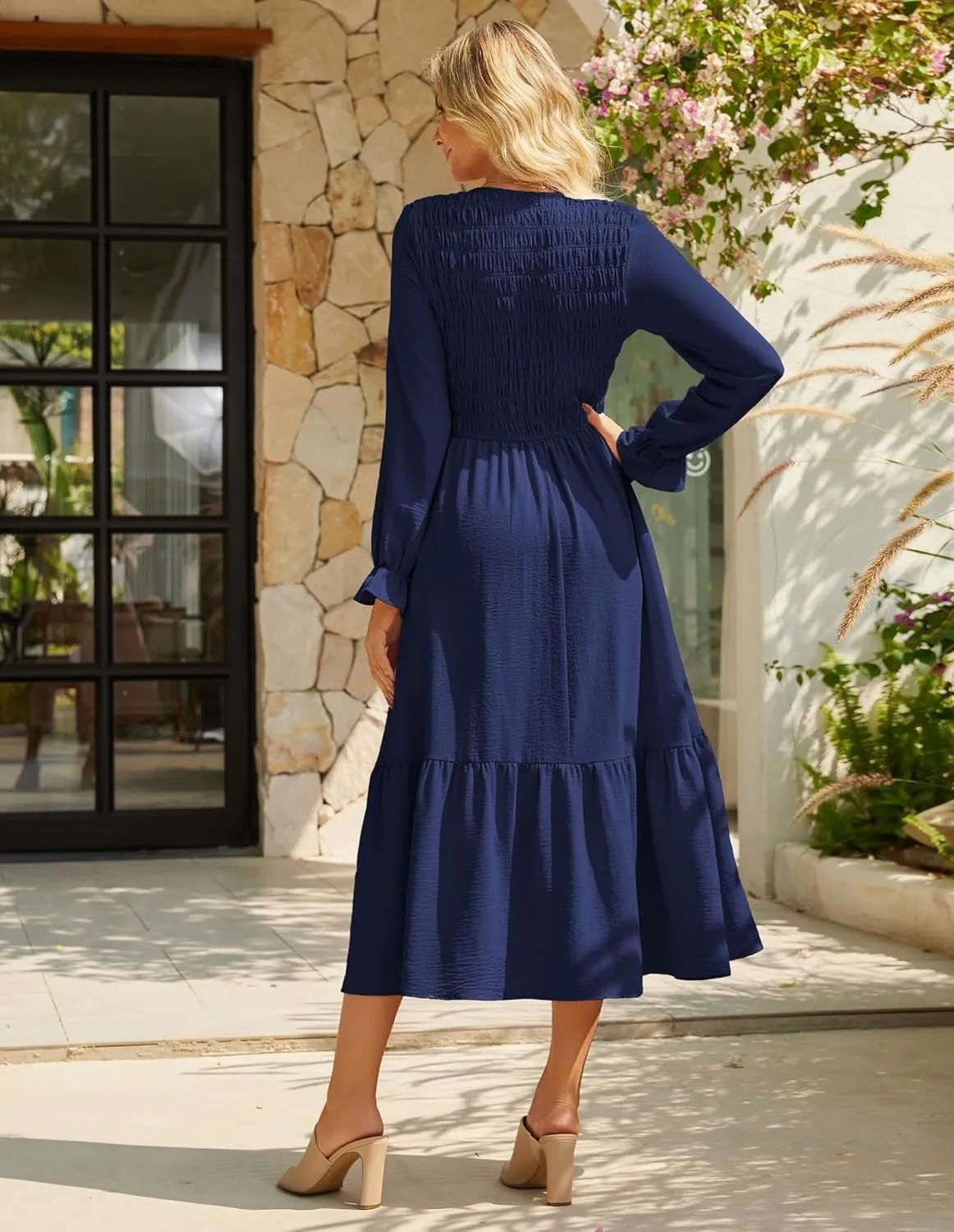 GRACE KARIN Women's 2025 Fall Long Sleeve Maxi Dresses Smocked V Neck Flowy Casual Dress with Pockets Wedding Guest