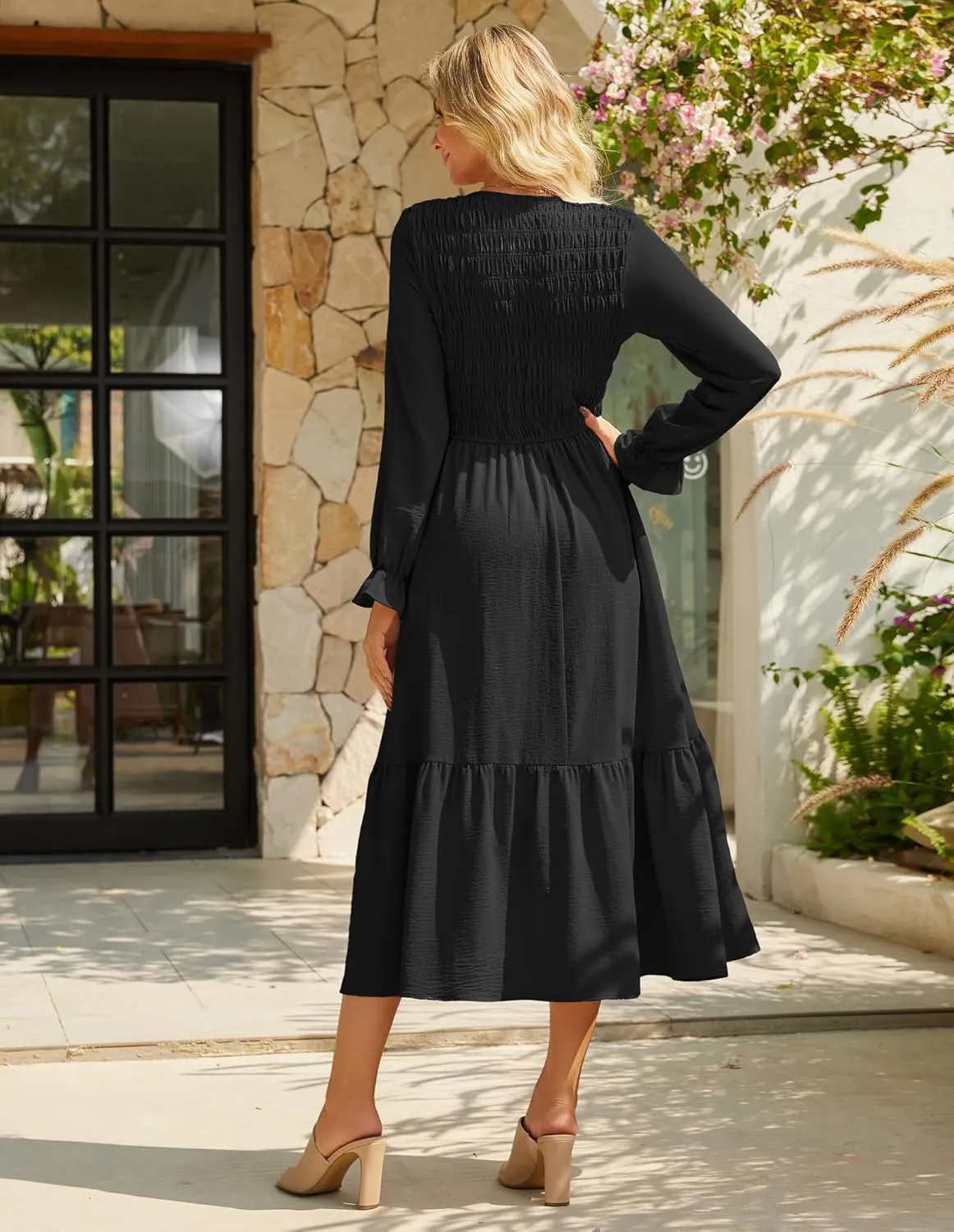 GRACE KARIN Women's 2025 Fall Long Sleeve Maxi Dresses Smocked V Neck Flowy Casual Dress with Pockets Wedding Guest