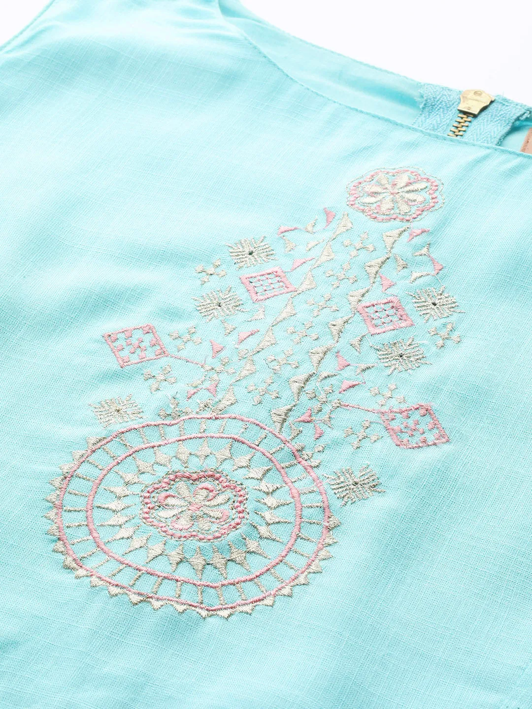 Women Green Motif Embrodery Liva Crop Top